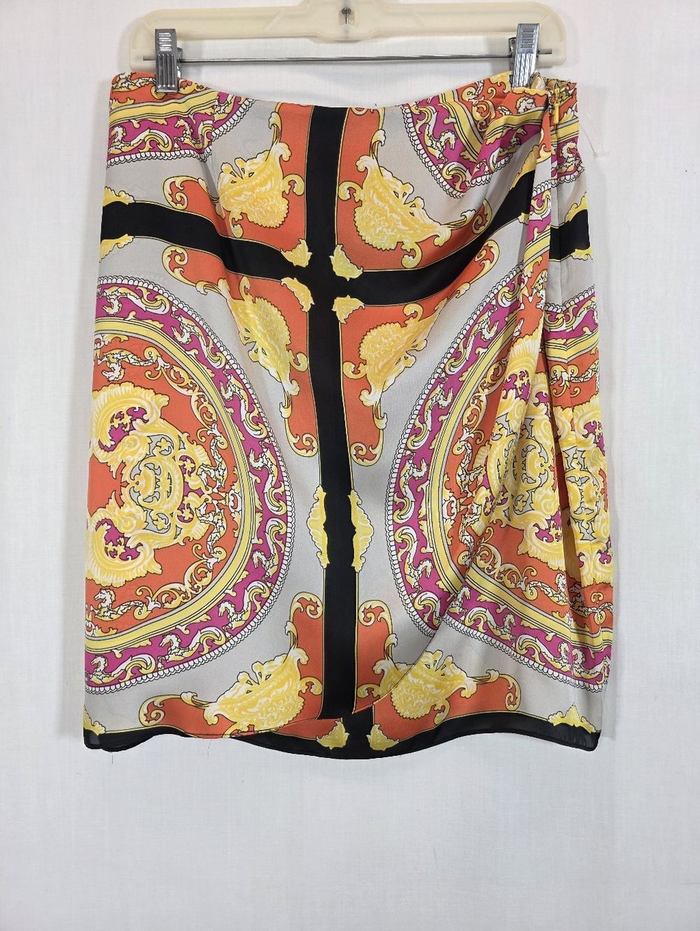 NWT Solo Moda Baroque Medallion Print Pencil Skirt - Size 10